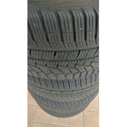 4 Pneumatici Hankook Winter I-Cept Evo2 235/35 R19